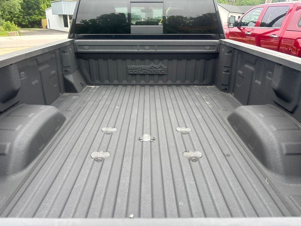 2023 Chevrolet Silverado 3500HD High Country DRW