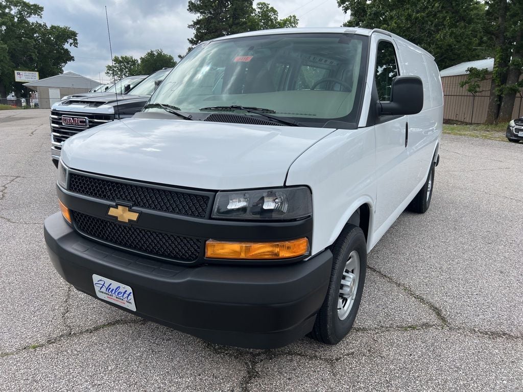 2026 Chevrolet Express 2500 Work Van Cargo