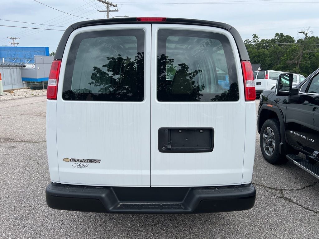 2026 Chevrolet Express 2500 Work Van Cargo
