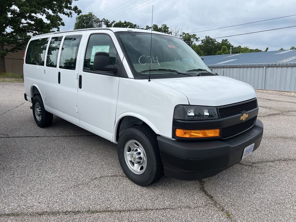 2026 Chevrolet Express 2500 Work Van Cargo