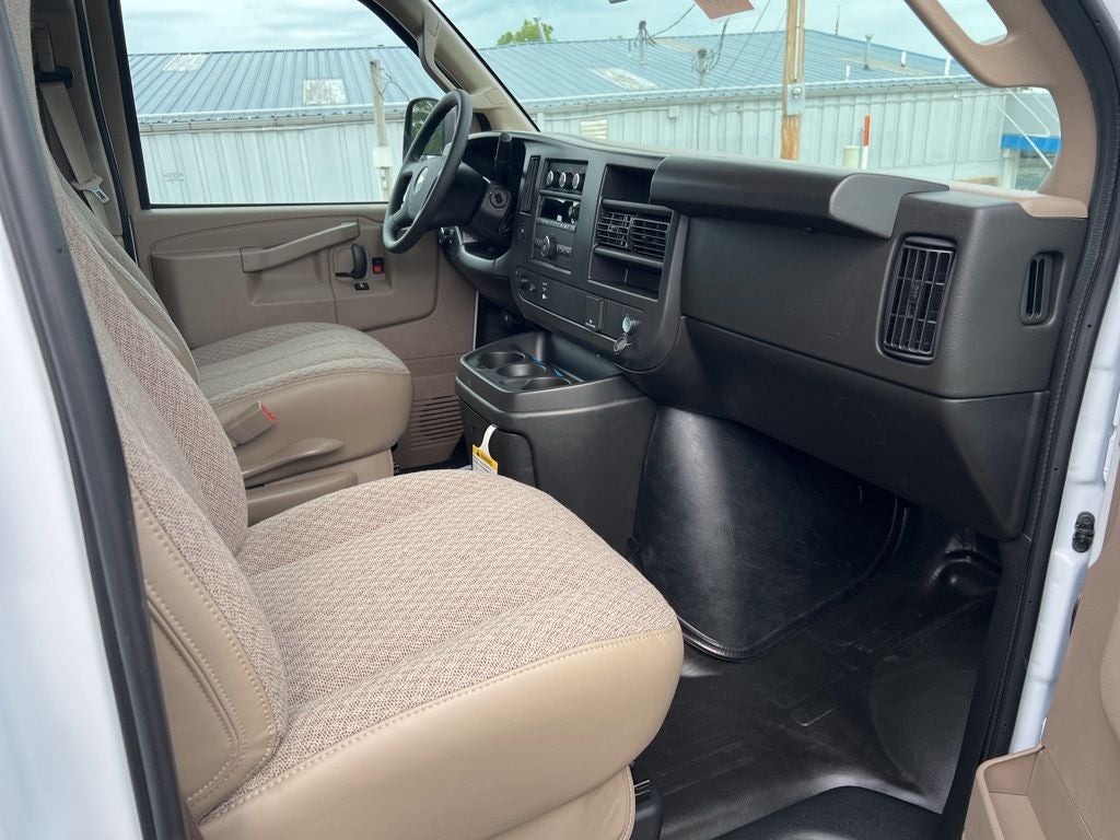 2026 Chevrolet Express 2500 Work Van Cargo