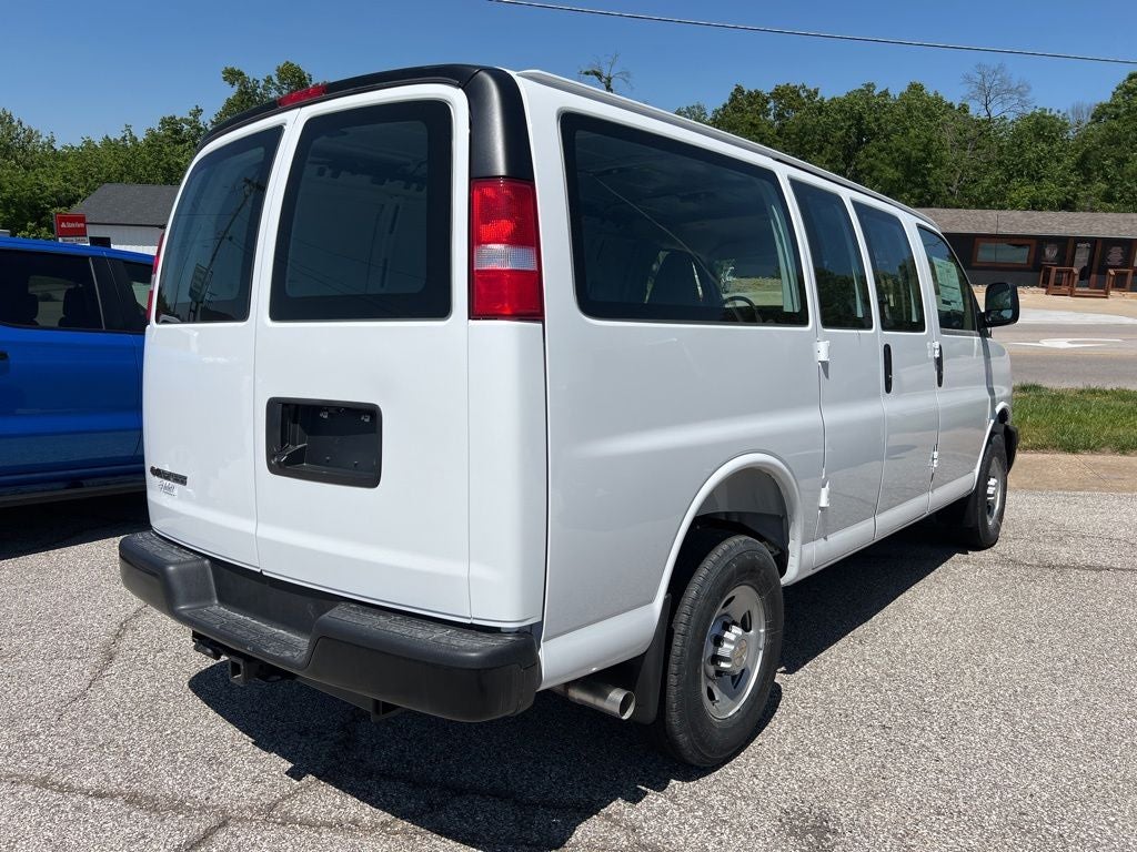 2026 Chevrolet Express 2500 Work Van Cargo