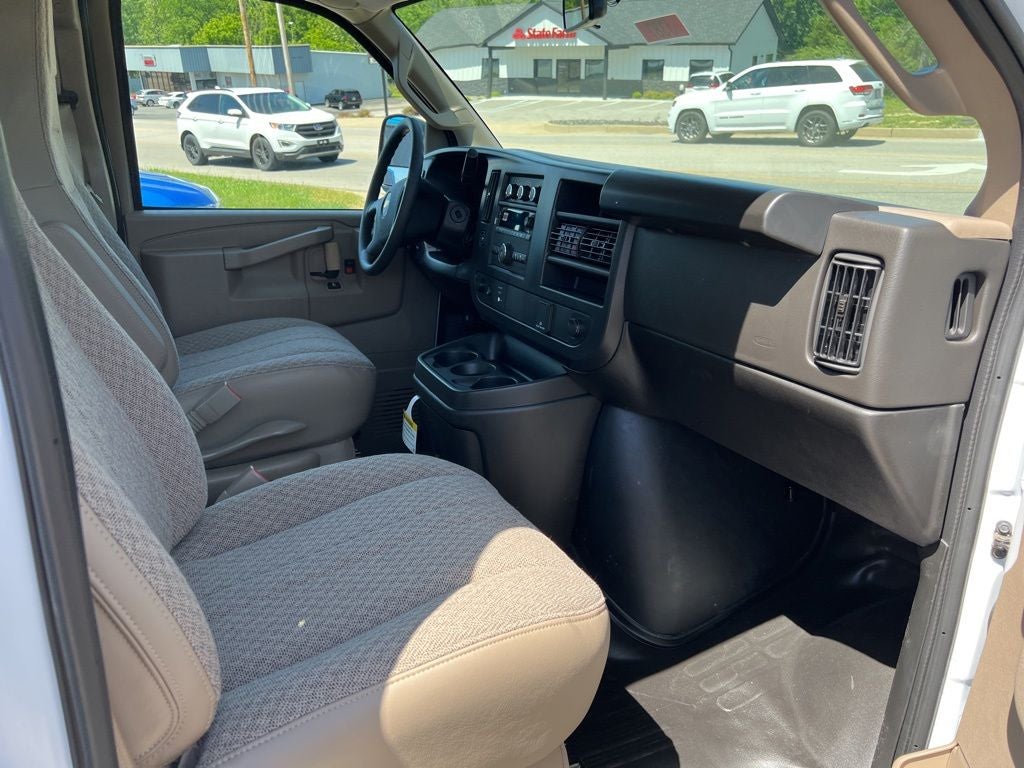 2026 Chevrolet Express 2500 Work Van Cargo
