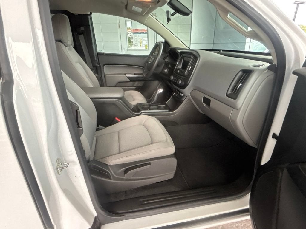 2022 GMC Canyon Elevation Standard
