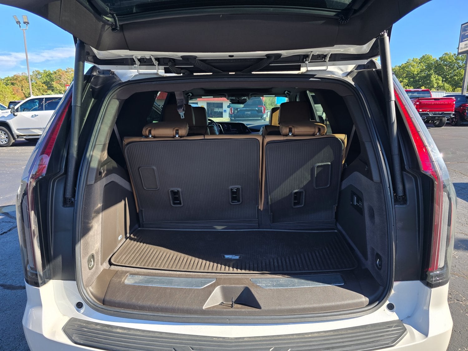 2024 Cadillac Escalade Sport