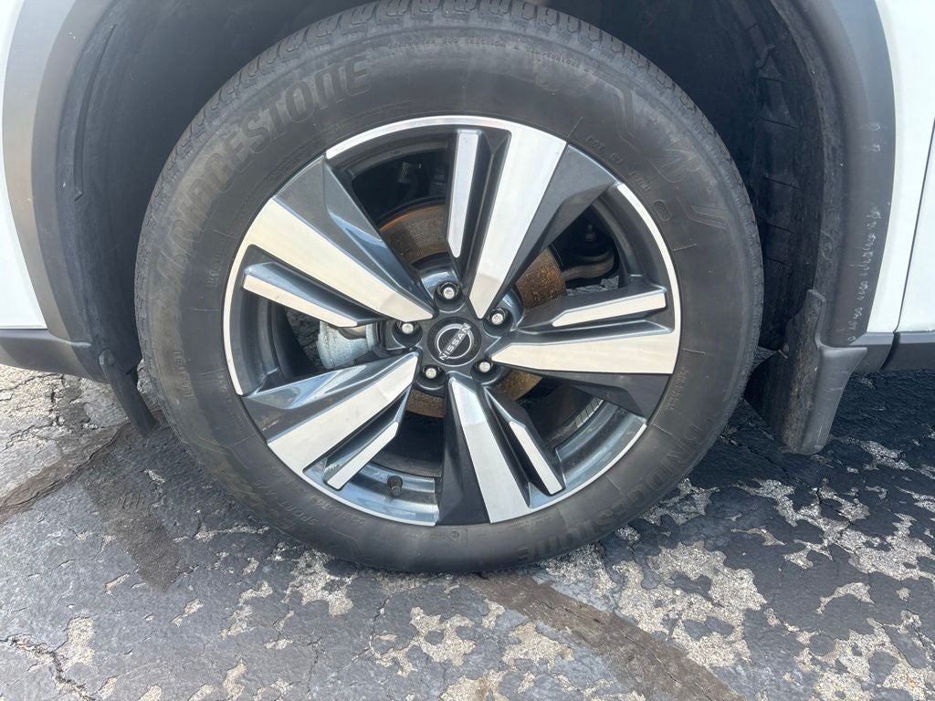 2024 Nissan Rogue SL
