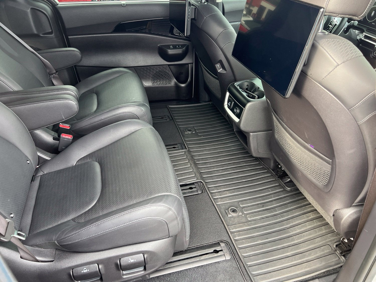 2025 Kia Carnival Hybrid SX Prestige